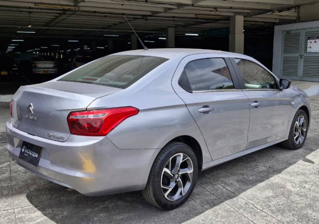 Detalle del vehículo