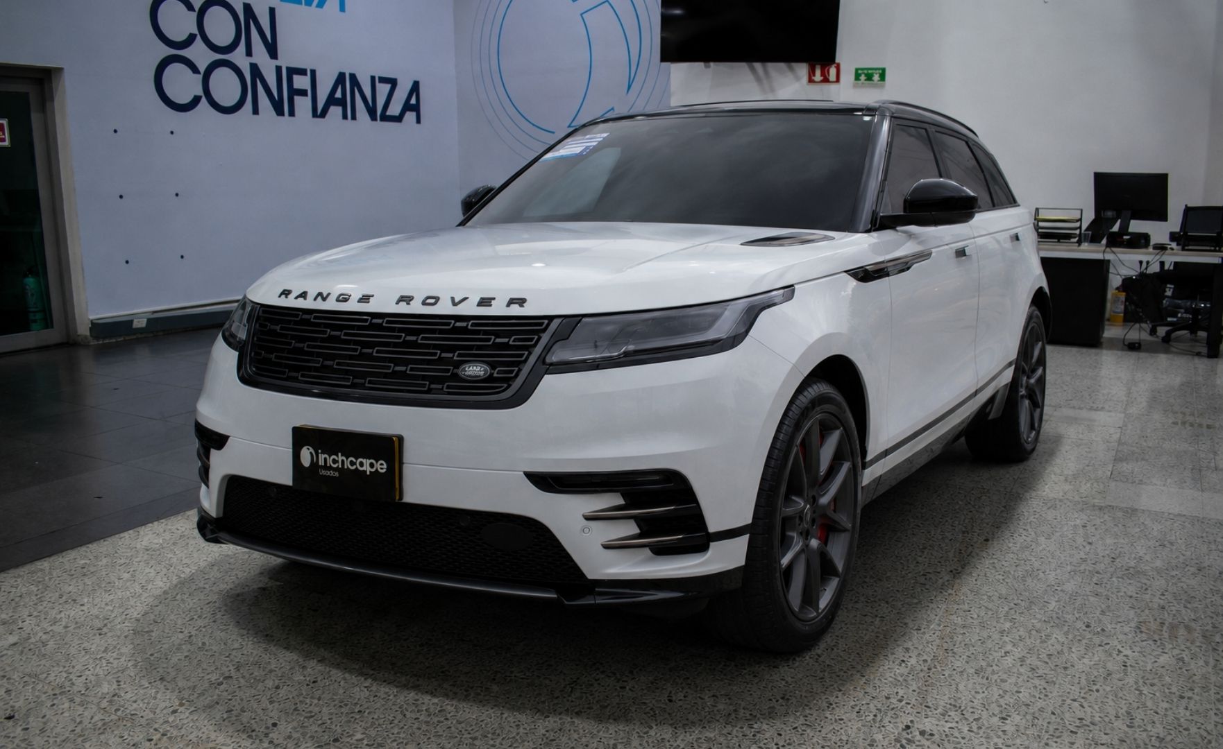 LAND ROVER – RANGE ROVER VELAR